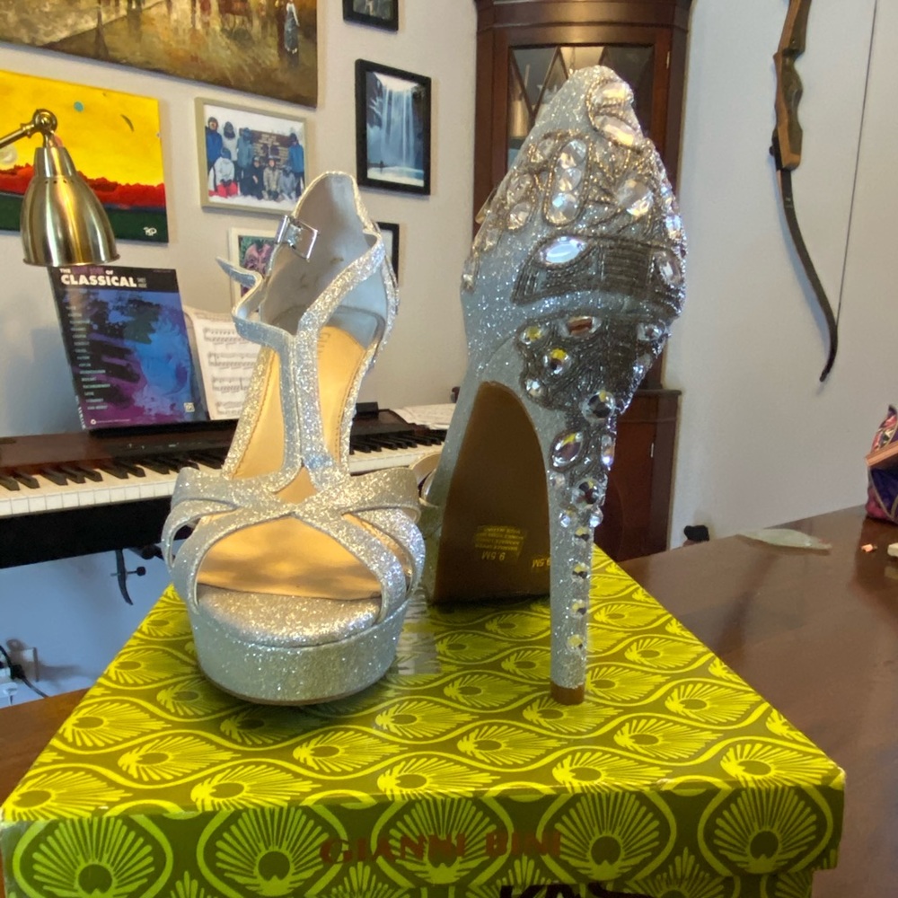 Gianni Bini Silver Glitter Platform Heels